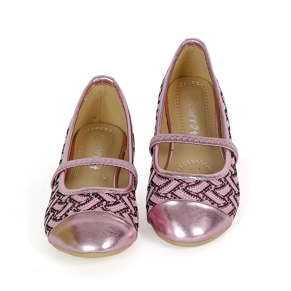 giay-be-gai-carrot-s125013